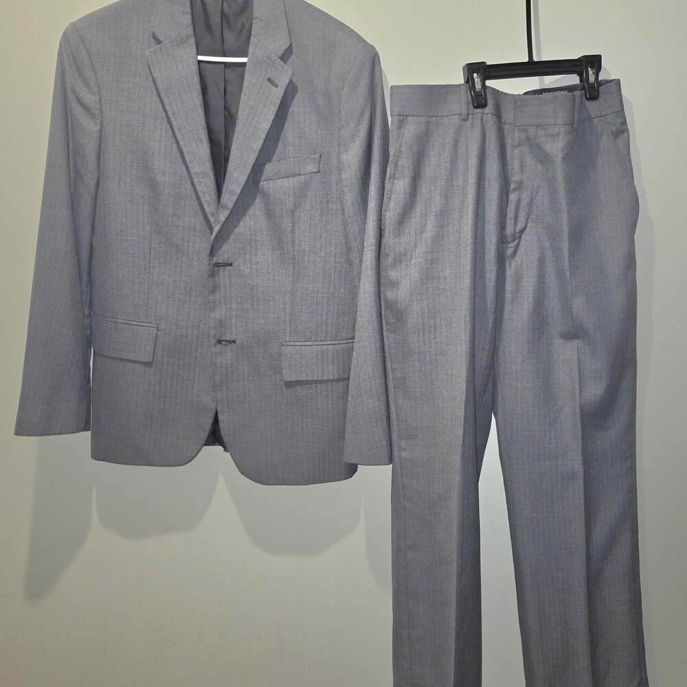 Banana Republic Tailored Fit Herringbone Suit